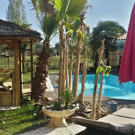 게스트하우스 Caraibes 구장메스트라