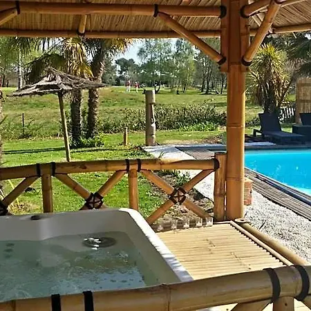 Pensión Caraibes 3*