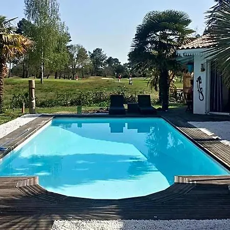 Pensión Caraibes 3*