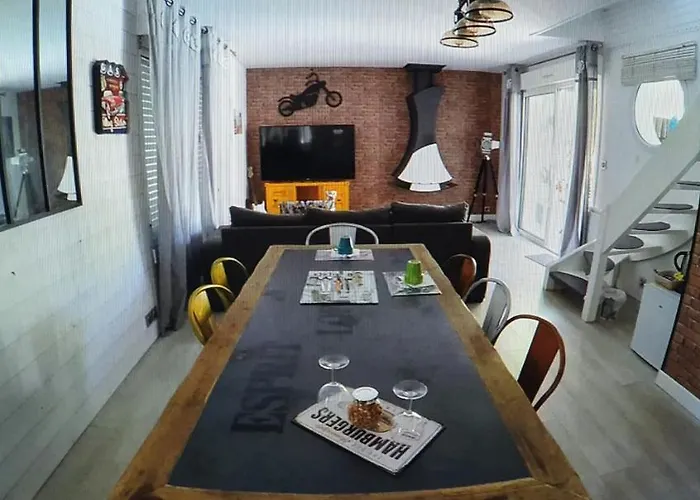 Caraibes ゲストハウス グジャン・メストラ